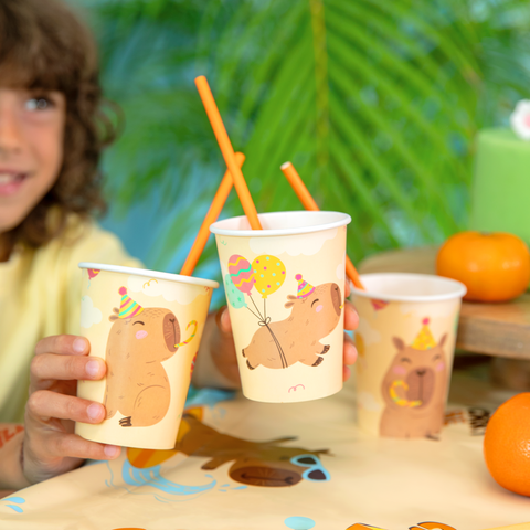 Capybara party popieriniai puodeliai vaikų gimtadienio stalui