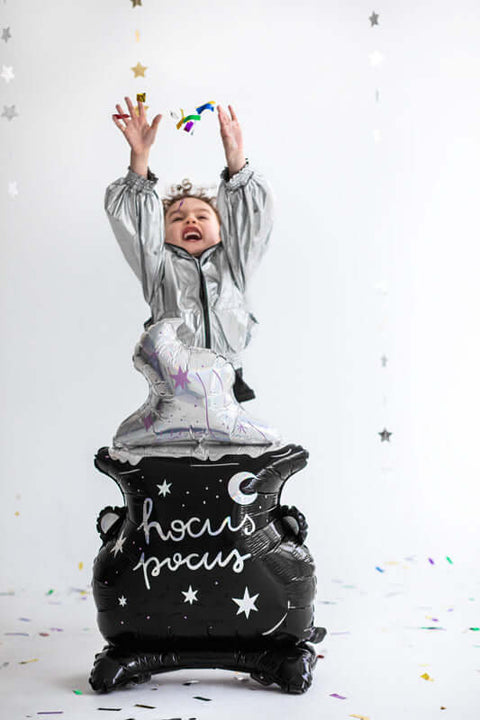 balionai balionas raganos katilas helovinas helovynas helovyno dekoracija