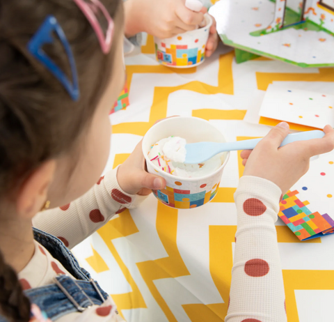 Ice cream and treat containers "Block Party"