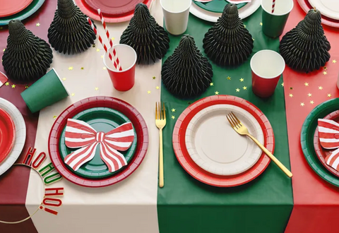 Įvairių spalvų staltiesės (137x183cm)