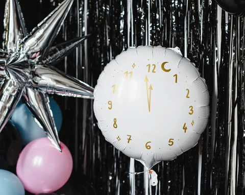 dekoracinė užuolaida lietutis auksinė sidabrinė rožinė melyna juoda spalva gimtadienio dekoracijos