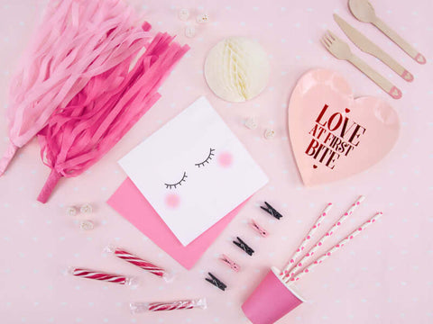 kutų girlianda tassel dekoracija