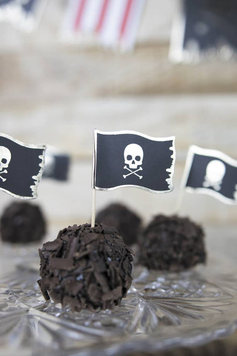 Piratų tematikos stalo dekoracijos – 10 vnt.