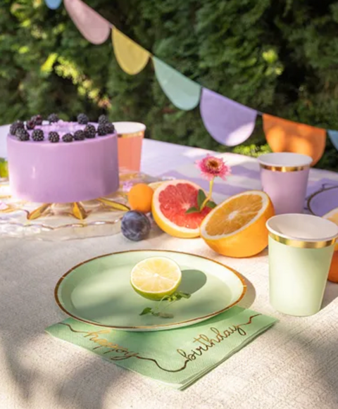 pasteliniai puodeliai puodukai vienakrtinii popieriniai indai gimtadieniui