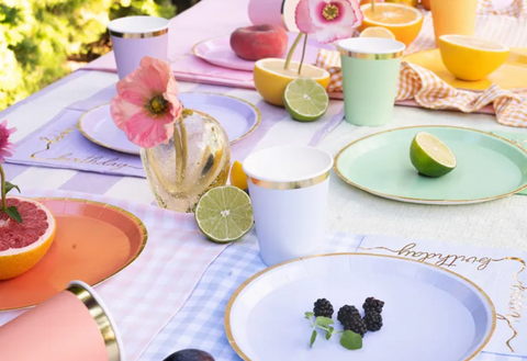 pasteliniu spalvu lekstutes paselines lekstes gimtadieniui dekoracijos estetiskos