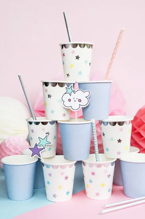 puodukai puodeliai žvaigždutės vienaragiai tema gimtadieniui dekoracijos stalo irankiai