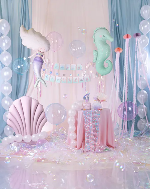 Pastelinė dviejų eilių „Happy Birthday“ girlianda su undinėlėmis, jūros motyvais ir rožiniais kutais.